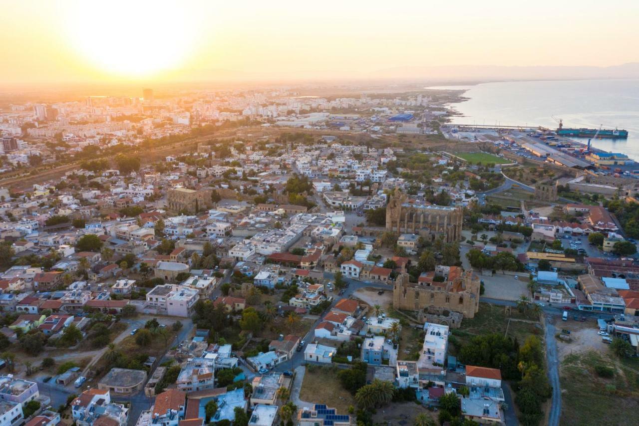 Altun Tabya Vintage Hotel Famagusta  Bagian luar foto